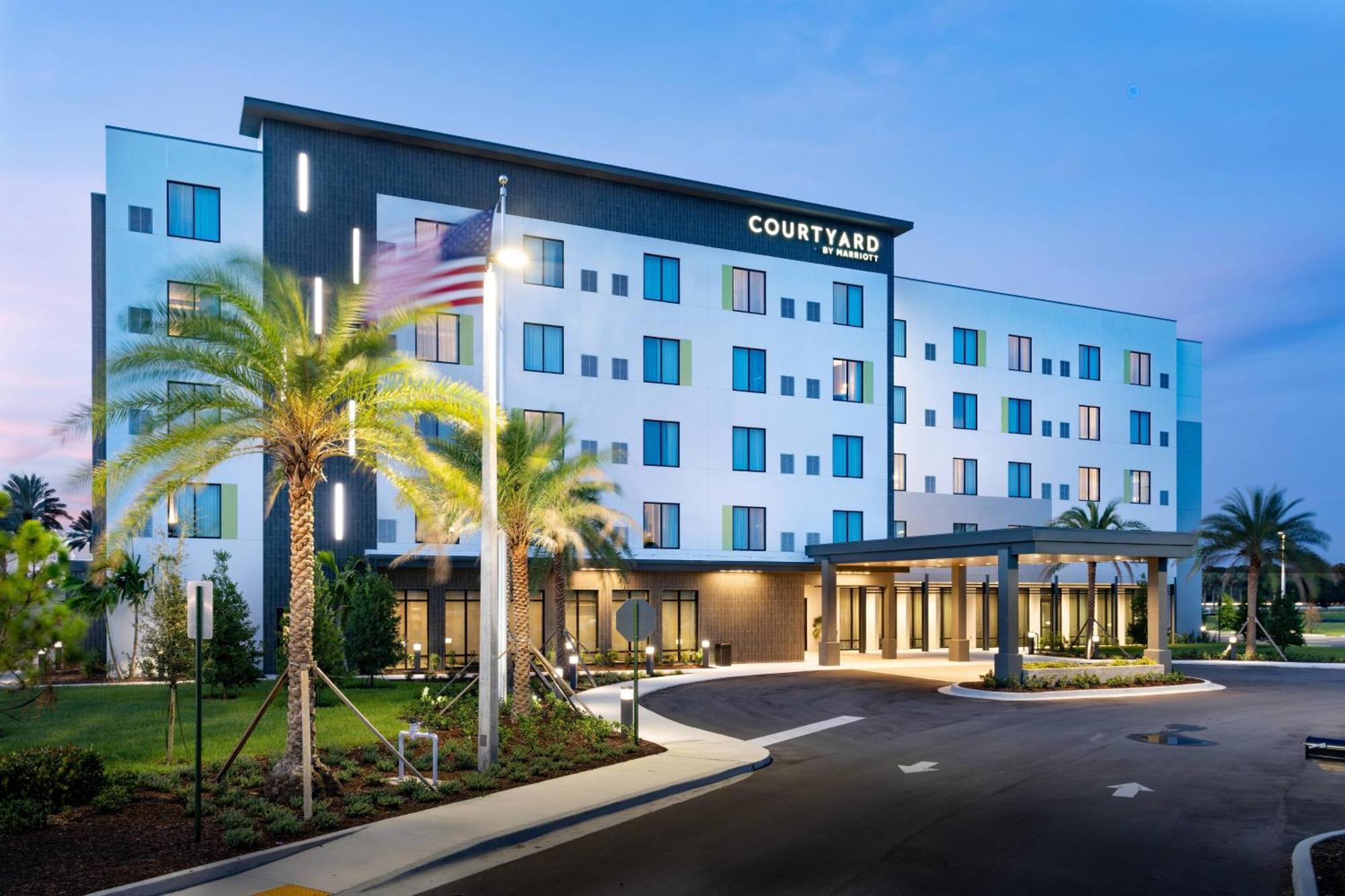 Courtyard By Marriott Port St. Lucie Tradition Zewnętrze zdjęcie